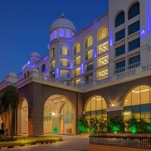 Radisson Blu Plaza Hotel